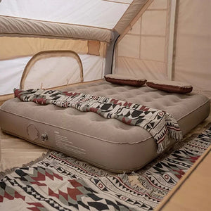 سرير التخييم لشخصين مع نفخ ذاتي ومضخة مدمجة وشاحن إكسسوارات التخييم الرائعة